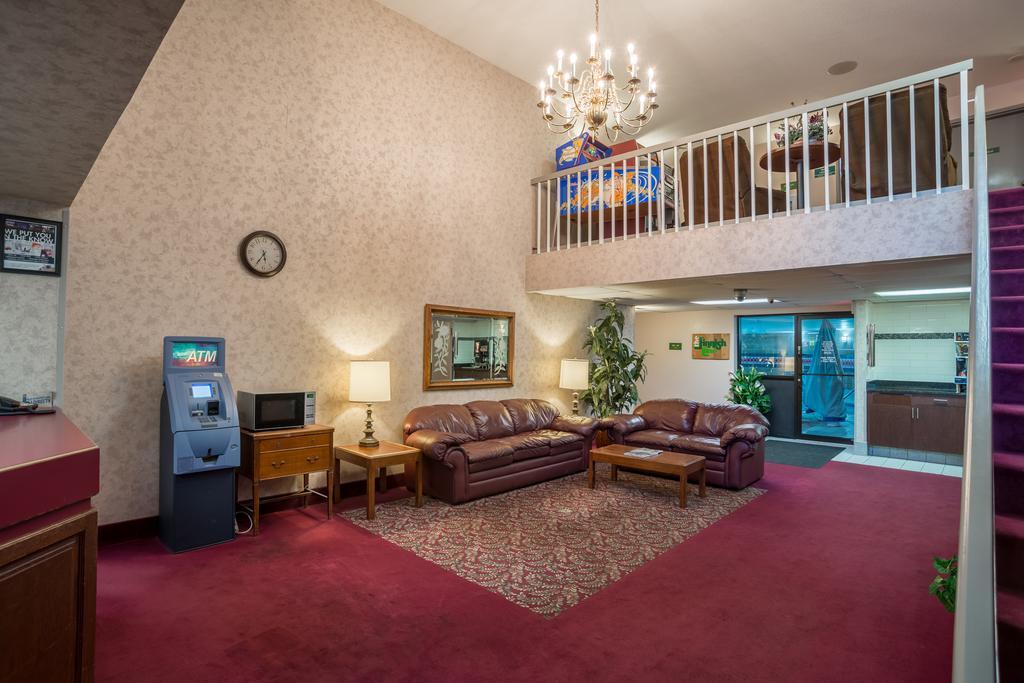 Prime Rate Inn Burnsville Exterior photo